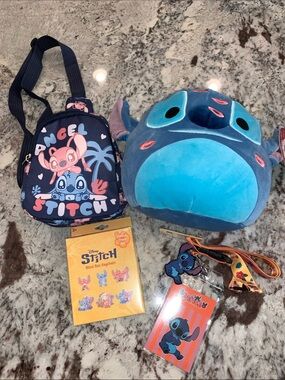 ❤️ Disney Stitch bundle, four pieces new